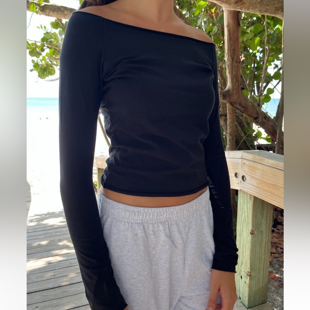 Brandy Melville Bonnie Top